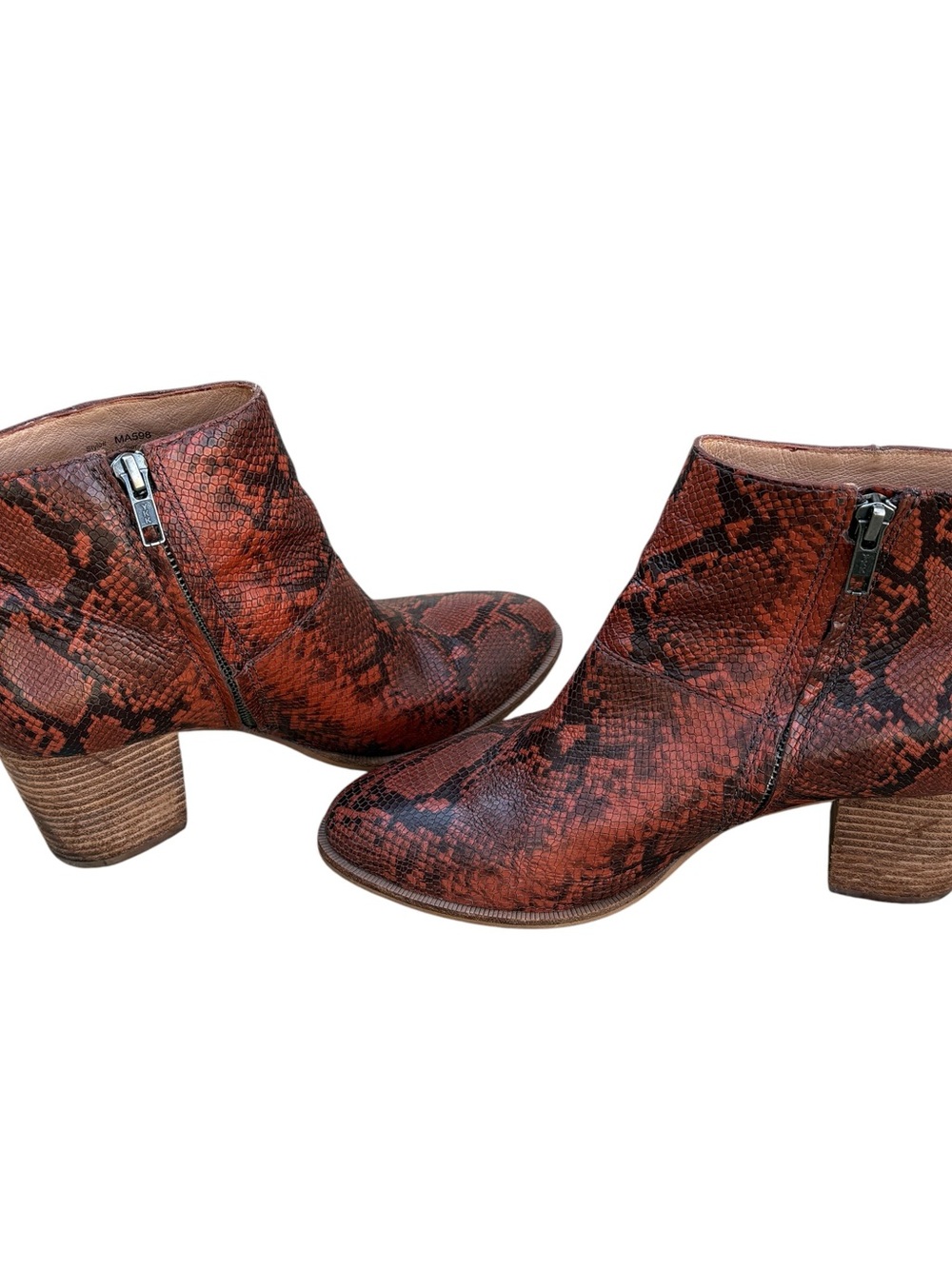 Madewell Snake Embossed Leather Ankle Boots Size 8 - Picture 8 of 16